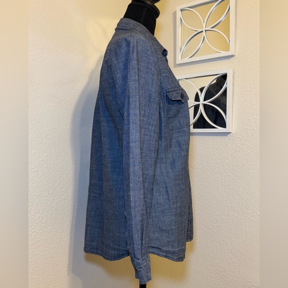 Women's Old Navy Denim Look Button Down Blouse Shirt Long Sleeve Top Size Small - Picture 3 of 9